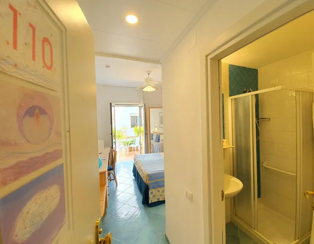 غرفة بسرير مزدوج بشرفة، Aurora Hotel & Suites Sul Mare 2/2