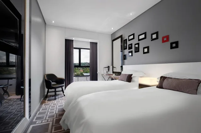 غرفة قياسية بسريرين منفصلين، Protea Hotel Fire And Ice Menlyn 2/10