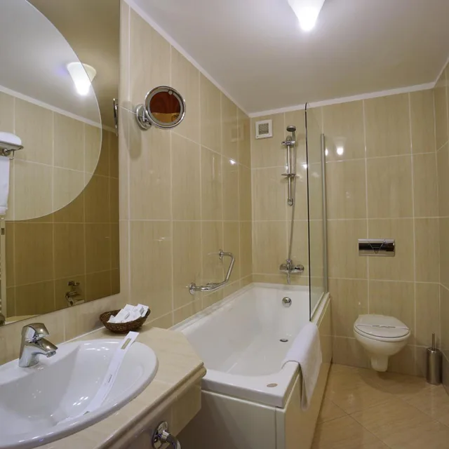 غرفة سوبيريور بسريرين منفصلين بإطلالة على الحديقة، Hotel Citrin 3/4