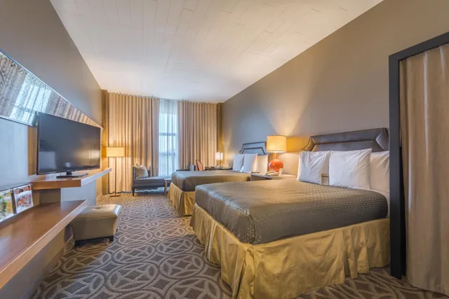 غرفة بسريرين كوين لذوي الإعاقة، Proximity Hotel 2/5