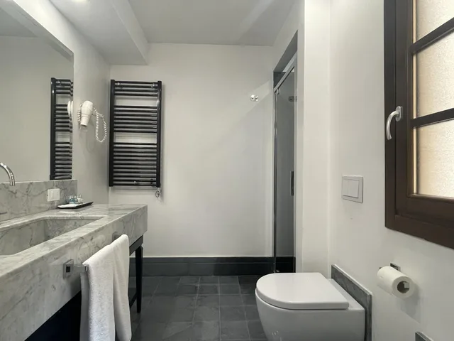 2 Bedrooms, Palazzo, Deluxe, Triple، Casual Rinascimento Firenze 6/8