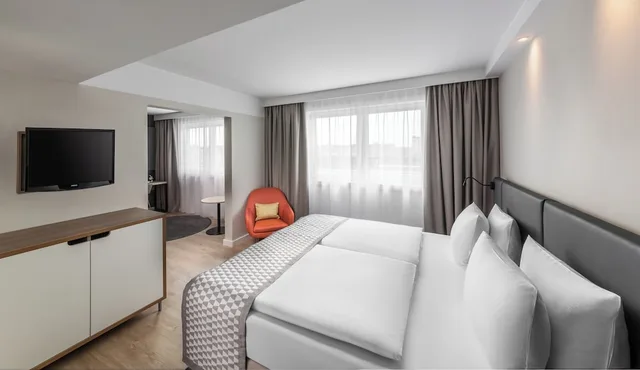 غرفة قياسية بسرير كينج، Holiday Inn Munich - City Centre 3/4