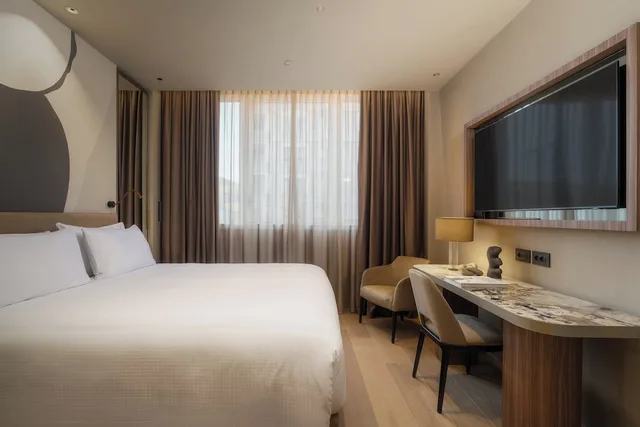غرفة بريميوم بسرير فردي، Crowne Plaza Milan City 3/10