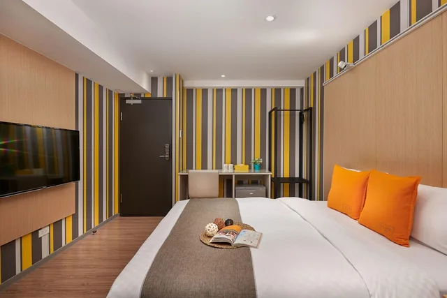 Superior, King Bed, No Window, Bathtub، Click Hotel Taipei Main Station Branch 1/2