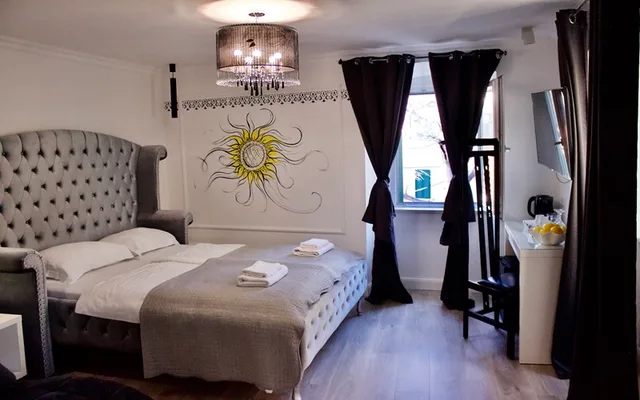Grand, Suite, Balcony, Private Wing, Galeria Valeria Seaside Downtown - MAG Quaint & Elegant Boutique Hotels 2/4