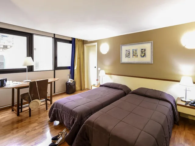غرفة قياسية بسرير كينج، Cristal Hotel Palermo 8/10