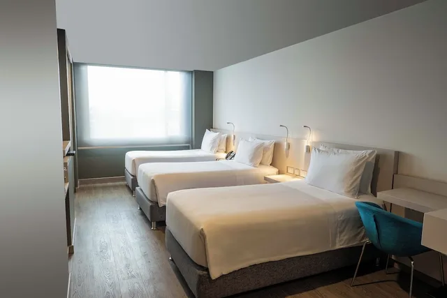 غرفة قياسية ثلاثية بثلاثة أسرّة، Hotel Black Tower Premium 7/10