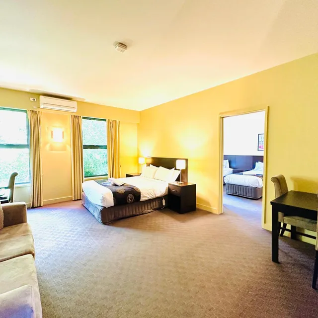 غرفة عائلية، Comfort Inn Suites City Views 7/10