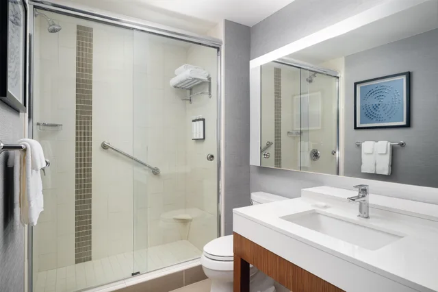 غرفة بسرير كينج مع أريكة، Hyatt Place Canton 6/7