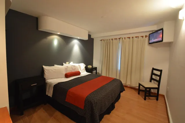 غرفة سوبيريور بسرير مزدوج، Piazza Hotel 1/3