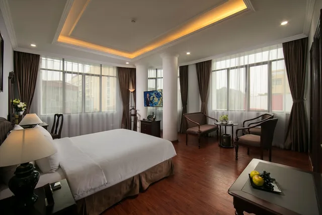 جناح جونيور بسرير كينج، Halais Hotel 3/4