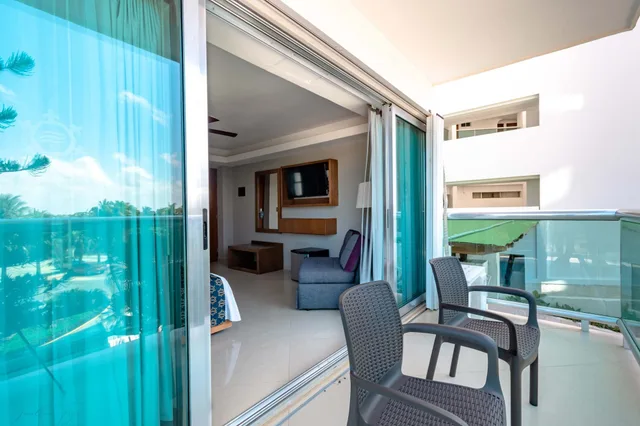 Standard, King Bed, Lagoon View، Ocean Dream BPR 8/10