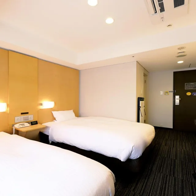 غرفة قياسية بسريرين منفصلين للمدخنين، Smile Hotel Osaka Yotsubashi 2/3