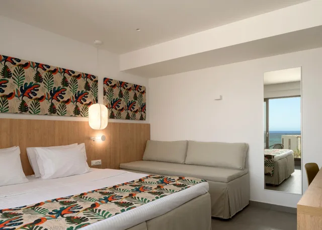 Double Room - Deluxe - Side Sea View، High Beach Resort & Spa 4/6