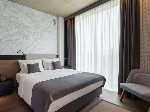 غرفة ديلوكس بسرير مزدوج، Movenpick Zagreb 6/9