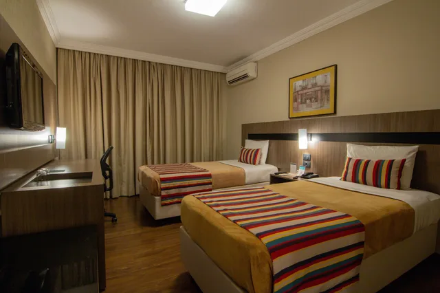 غرفة سوبيريور بسريرين فرديين، Hotel Deville Express Cascavel 2/3