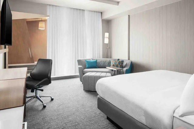 Room, Multiple Beds, Patio، Courtyard by Marriott Titusville Kennedy Space Center 2/5