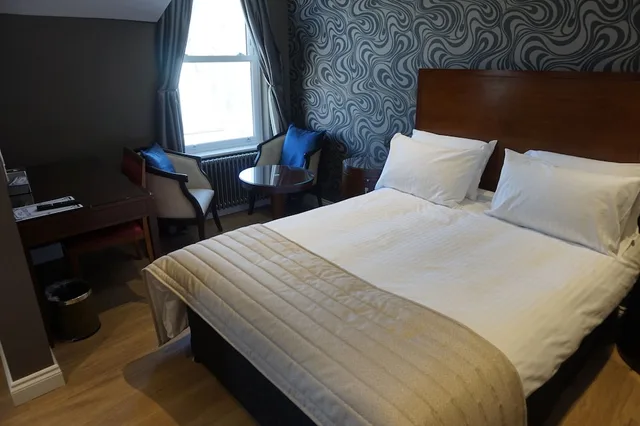 Deluxe, King Bed, Halvard Hotel 1/5