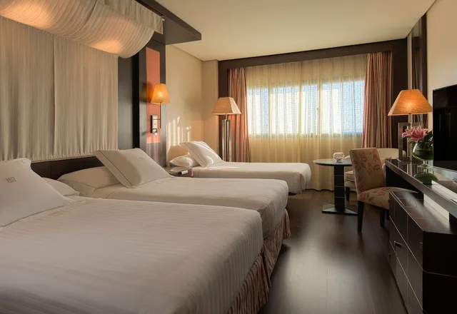 غرفة قياسية مع سرير إضافي، Cordoba Center 1/6