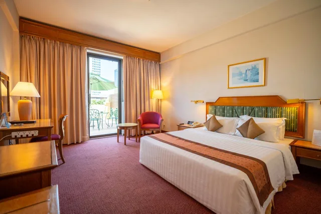 جناح تنفيذي بسرير كوين، Sunway Hotel Phnom Penh 1/3