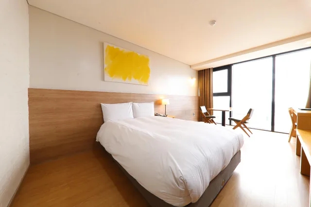 غرفة قياسية بسرير مزدوج، S Hotel Jeju 2/2