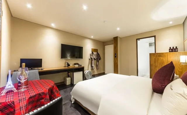 غرفة ديلوكس بسرير مزدوج، Incheon Soma Hotel 3/3