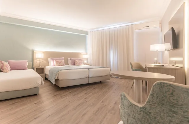 غرفة ثلاثية بسرير مزدوج، Loule Jardim Hotel 1/5