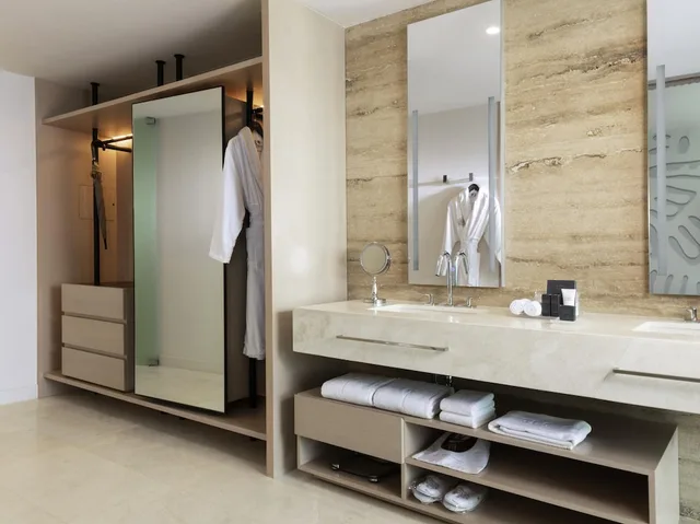 1 Bedroom, Premier, Suite, King Bed, Ocean Front، SLS Cancun 8/10