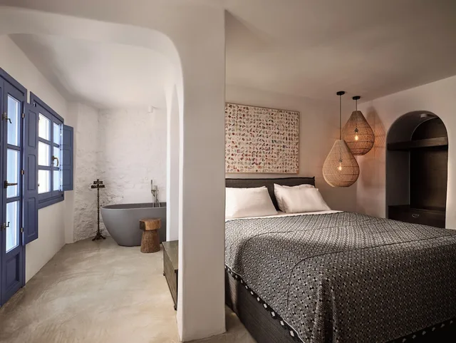 Honeymoon, Superior, Suite, Queen Bed, Sunset View, Plunge Pool، Esperas Santorini 2/7