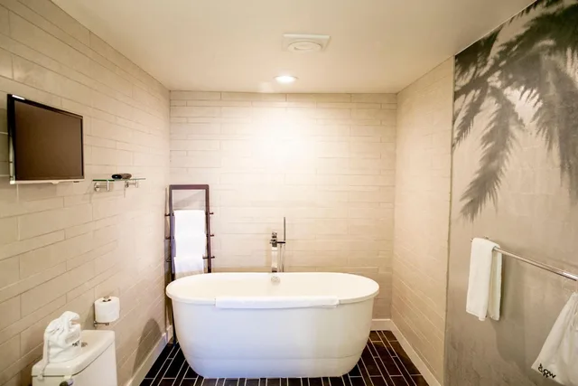 2 Bedrooms, Mega, Suite, King and Queen Bed، W Los Angeles West Beverly Hills 5/5