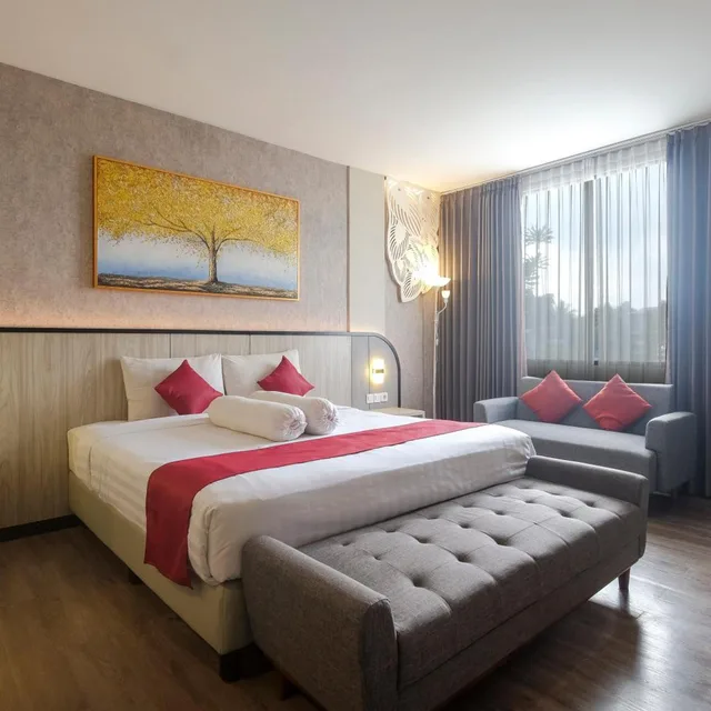 جناح، Front One Gosyen Hotel Salatiga 4/10