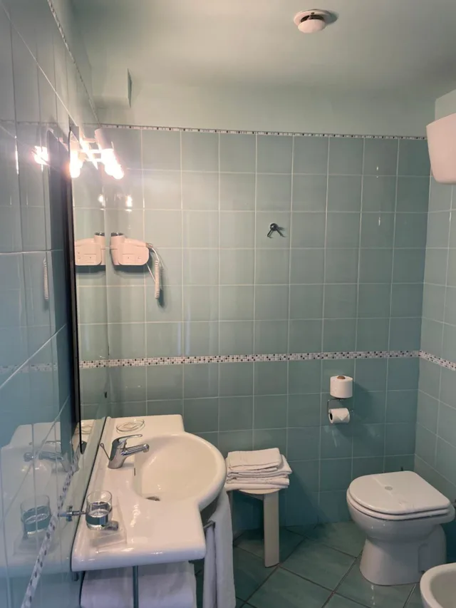 غرفة رباعية بإطلالة على الجبل بشرفة في الملحق، Hotel Marad 7/9