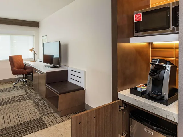 جناح بسرير كينج بغرفة نوم واحدة لذوي الإعاقة، Hilton Garden Inn Davis Downtown 5/5