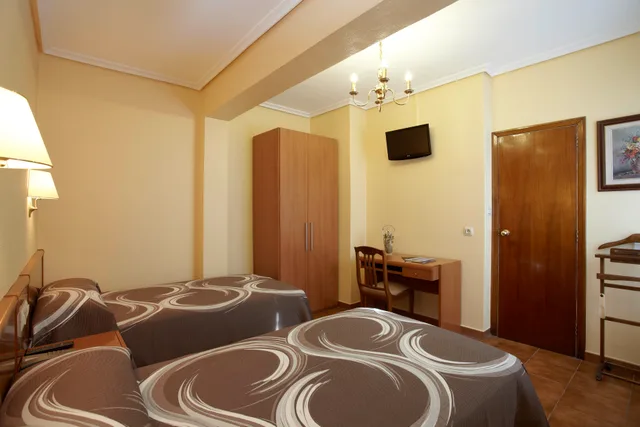 Standard, Twin Beds, Hotel Panton 3/10