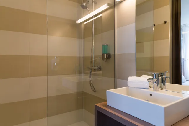 جناح جونيور، The Originals City Hotel Ecoparc Montpellier Est 3/3