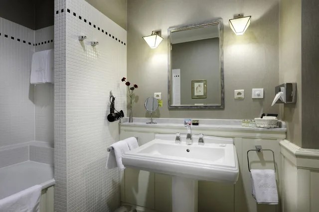 غرفة كلاسيكية بسرير مزدوج، Marrol S Hotel 6/6