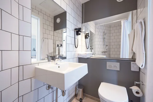 غرفة قياسية بسرير كينج مع أريكة، Four Points Flex by Sheraton Copenhagen City 5/5