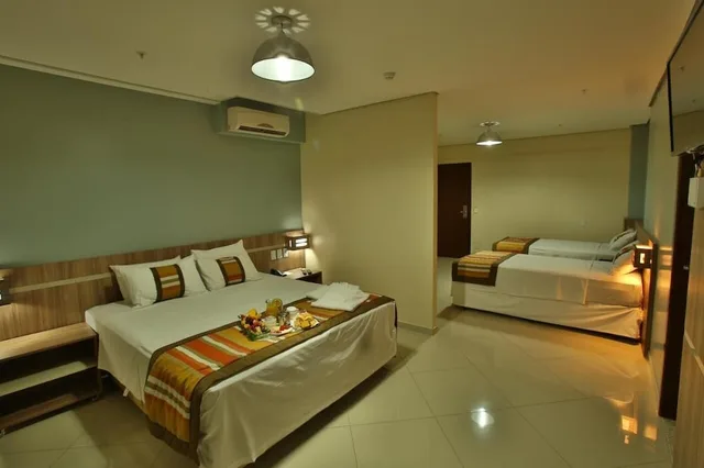 غرفة عائلية بسرير مزدوج وسريرين منفصلين، PAIAGUAS PALACE HOTEL 8/10