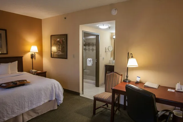 جناح استوديو بسرير كينج، Hampton Inn Suites Stillwater 1/6