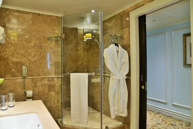 Luxury, Twin Beds, Cathedral View, Heritage Wing، Taj Cape Town 5/7