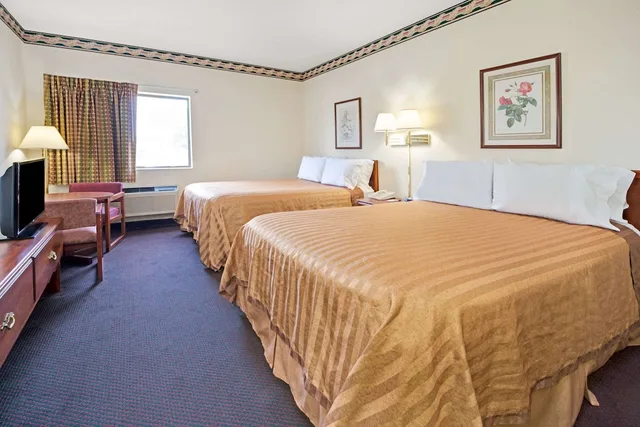 غرفة بسريرين كوين، Travelodge By Wyndham St Louis 4/7