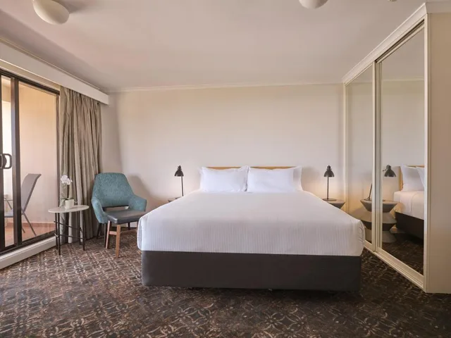استوديو بإطلالة على المرفأ بشرفة، Rendezvous Hotel Sydney The Rocks 1/6