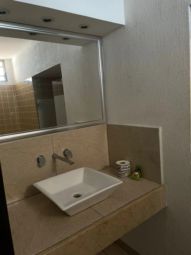 غرفة قياسية بسرير كينج بإطلالة على البحر، Hotel Essens by Kavia 10/10