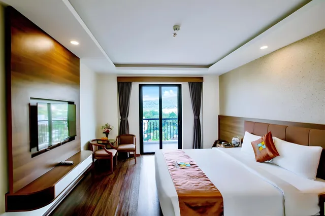 Superior, King Bed, No Balcony، Night Sea Hotel 1/2