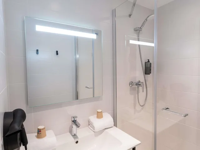 غرفة عائلية بسريرين مزدوجين، Ibis Budget Rennes Cesson 4/5