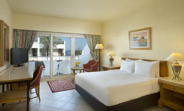 غرفة قياسية بسريرين منفصلين، Hilton Sharm Waterfalls Resort 3/7