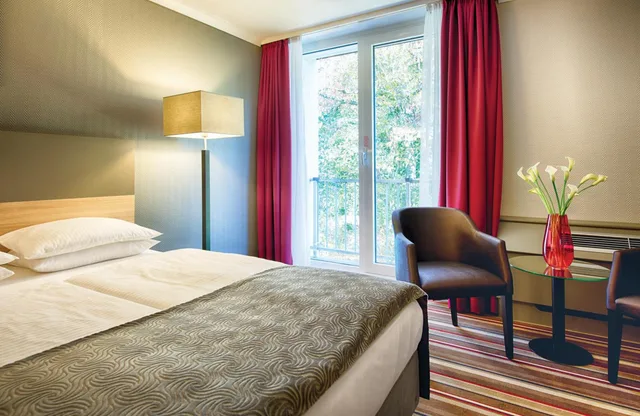 غرفة سوبيريور رباعية بسرير مزدوج، Leonardo Hotel Dusseldorf Airport Ratingen 7/10