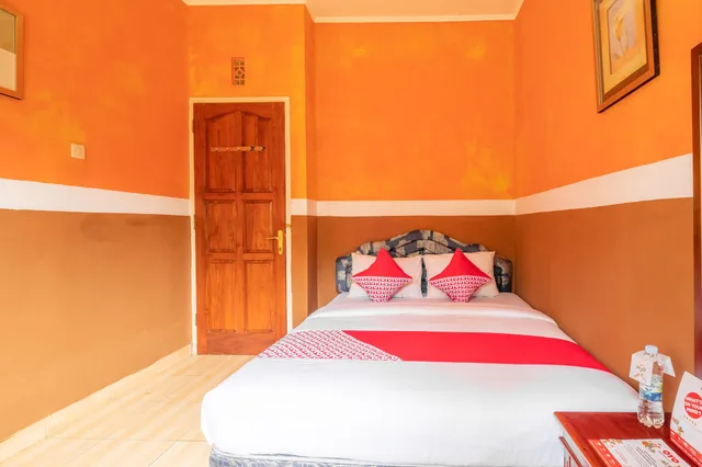 Deluxe, Suite, Double Bed, Oyo 644 Grand Yustik Selabintana 3/6