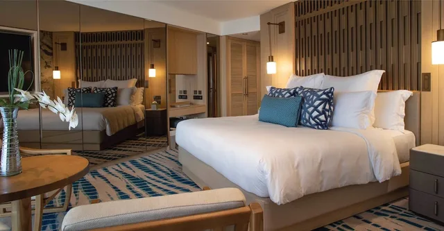 Ocean, Deluxe, Twin Beds, Jumeirah Beach Hotel Dubai 1/3