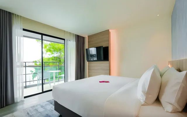 غرفة تنفيذية بسرير كينج، TARA Bangkok Riverside, Wellness Retreat 1/1